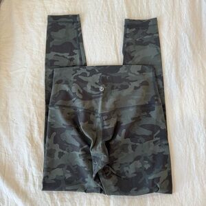 Lululemon Green Camo Align Leggings 28”
